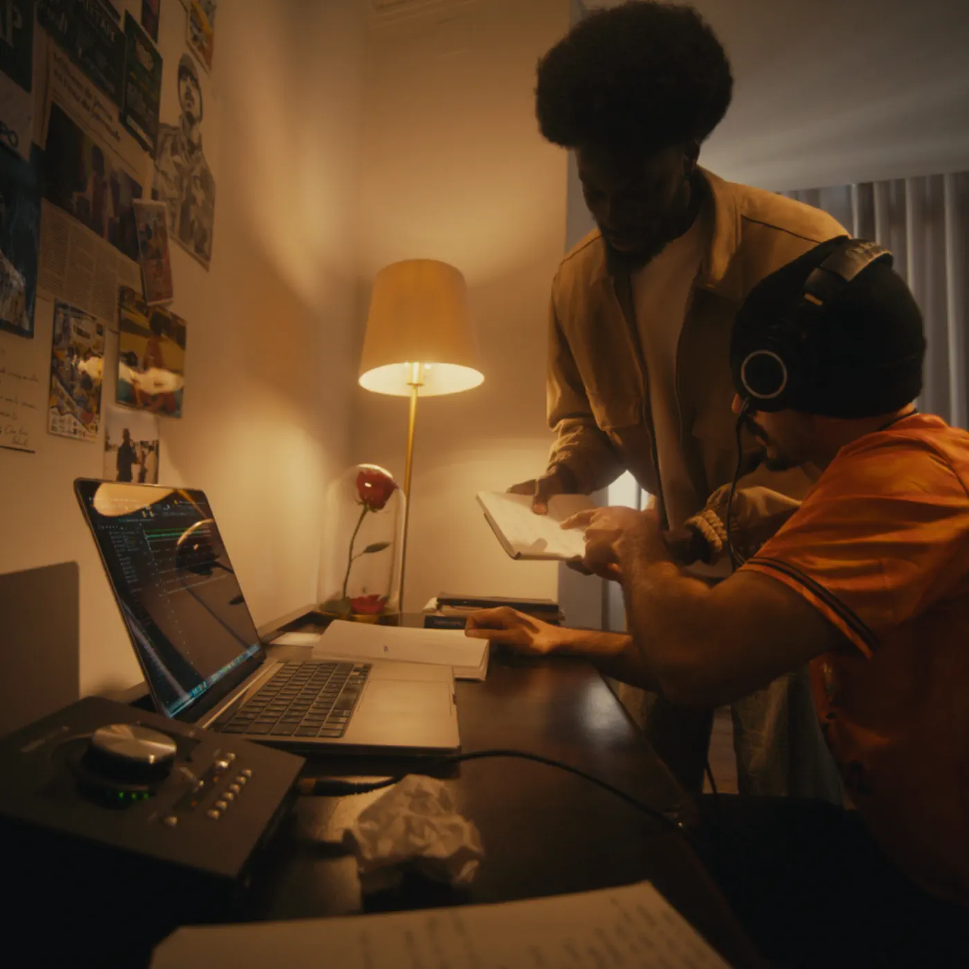 Capa do single Não dá pa parar do Bispo e Papillon que foi trabalhado no estúdio de música Sine Factory por Michael “Mic” Ferreira